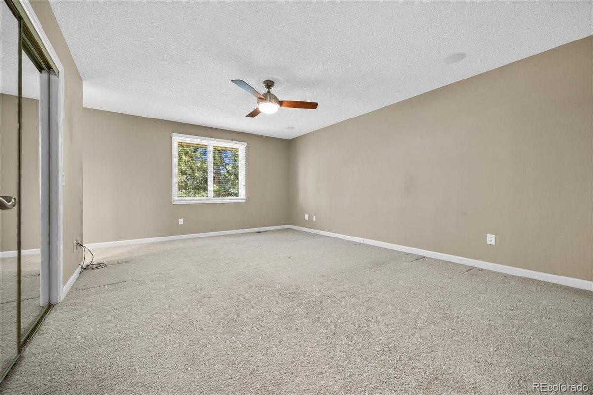 6471 E Lookout Drive