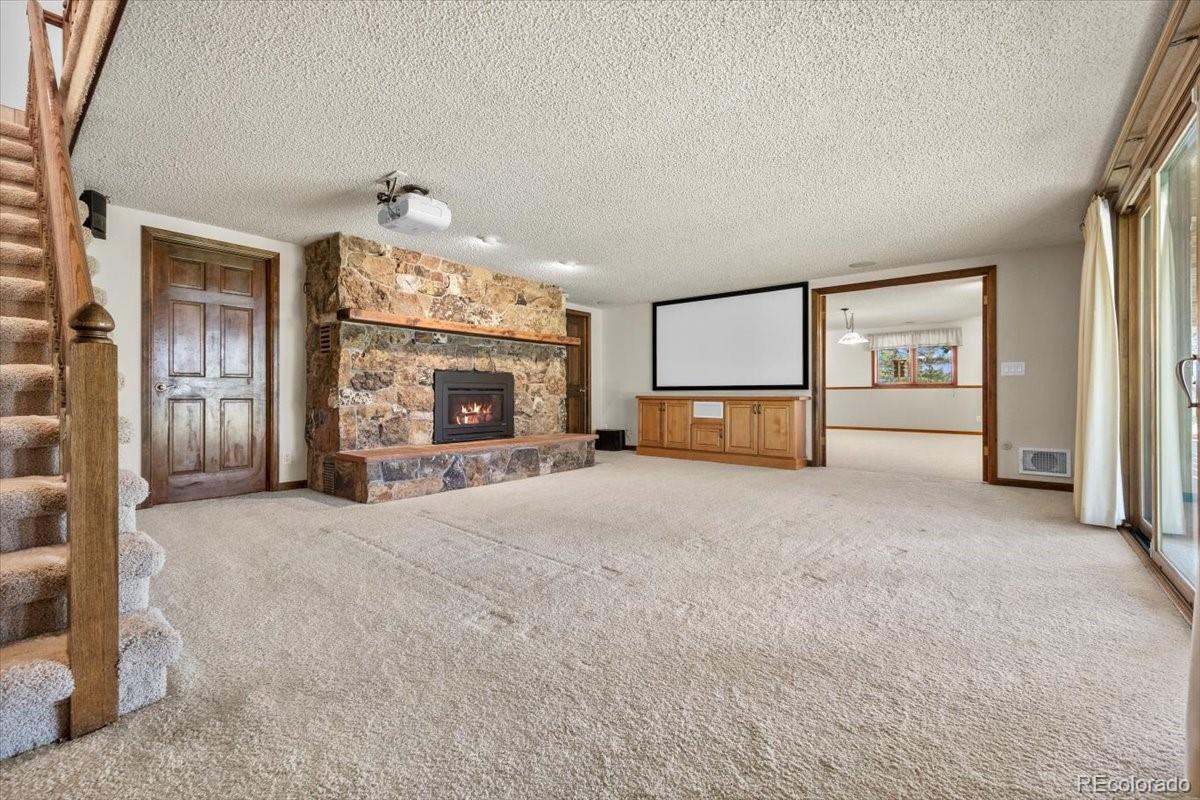 6471 E Lookout Drive