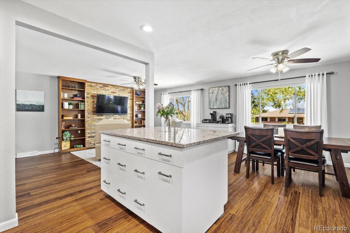 6634 S Buffalo Drive