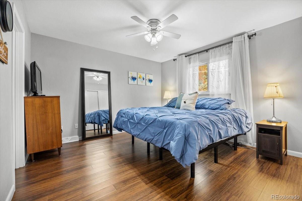 6634 S Buffalo Drive