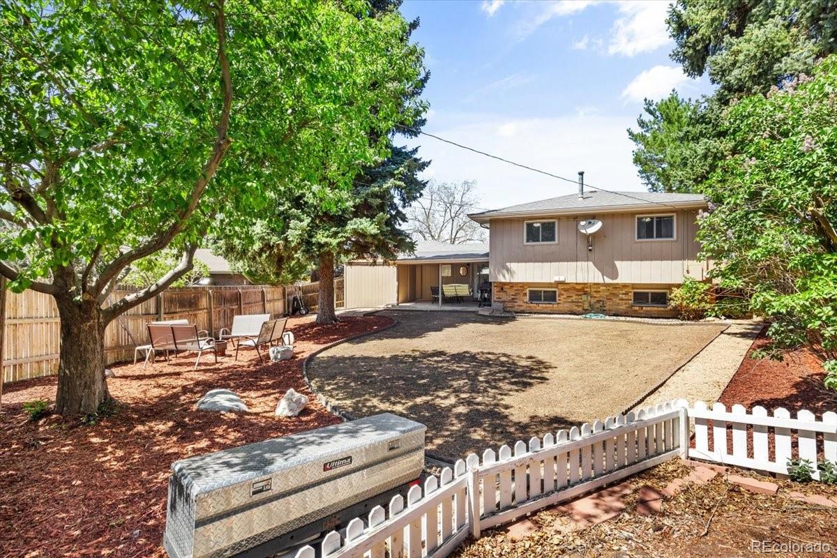 6634 S Buffalo Drive