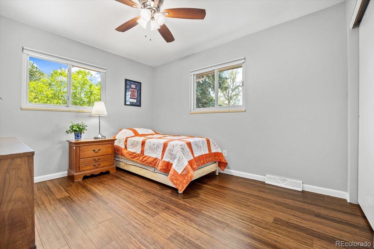 6634 S Buffalo Drive