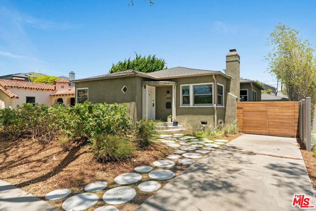4148 Mentone Ave