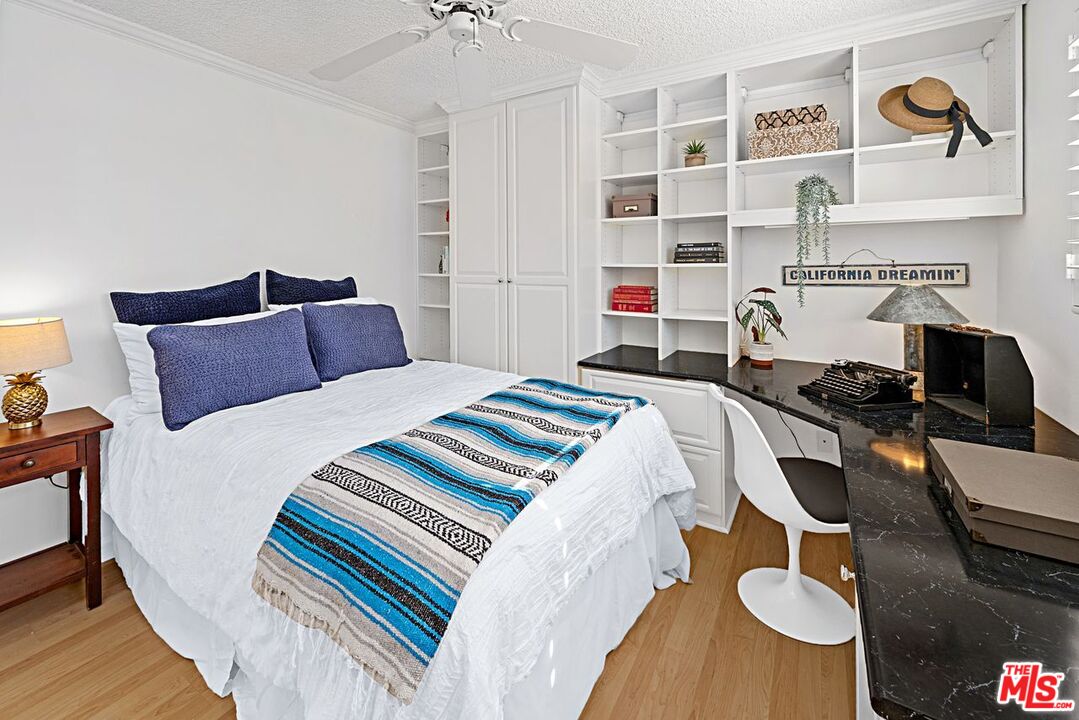 852 15th St Unit: 6