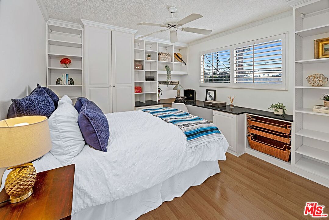 852 15th St Unit: 6