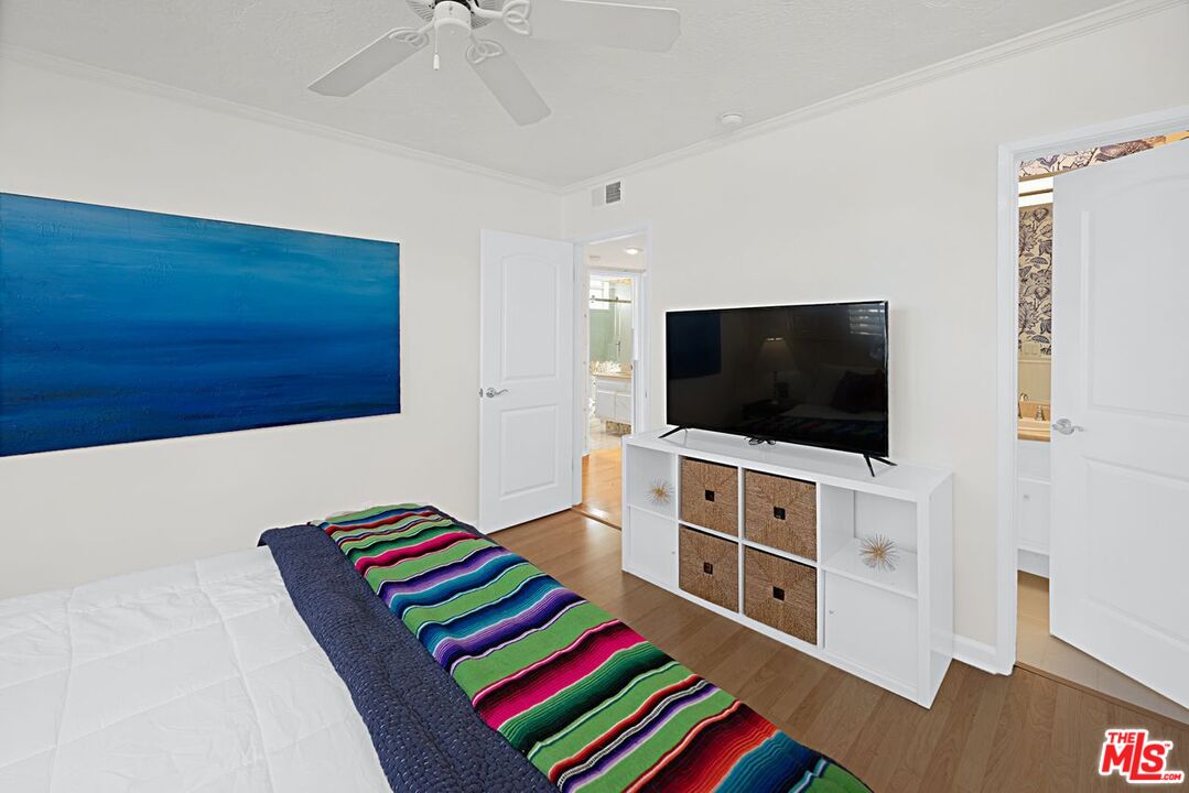 852 15th St Unit: 6