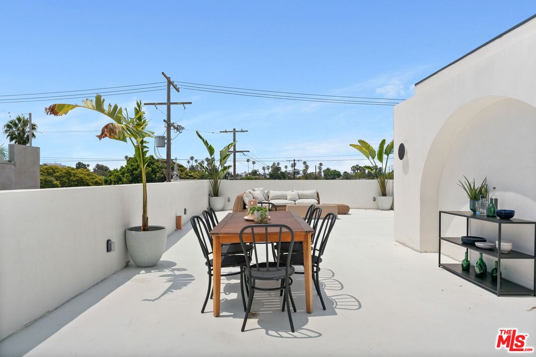 1706 Abbot Kinney Blvd