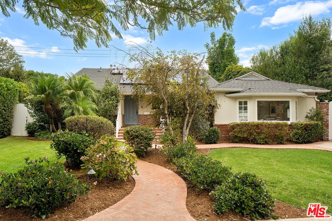 3200 Stoner Ave