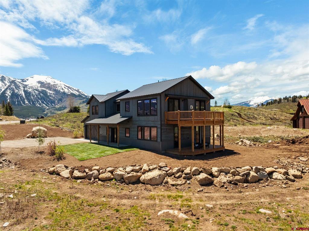 64 Buckhorn Way