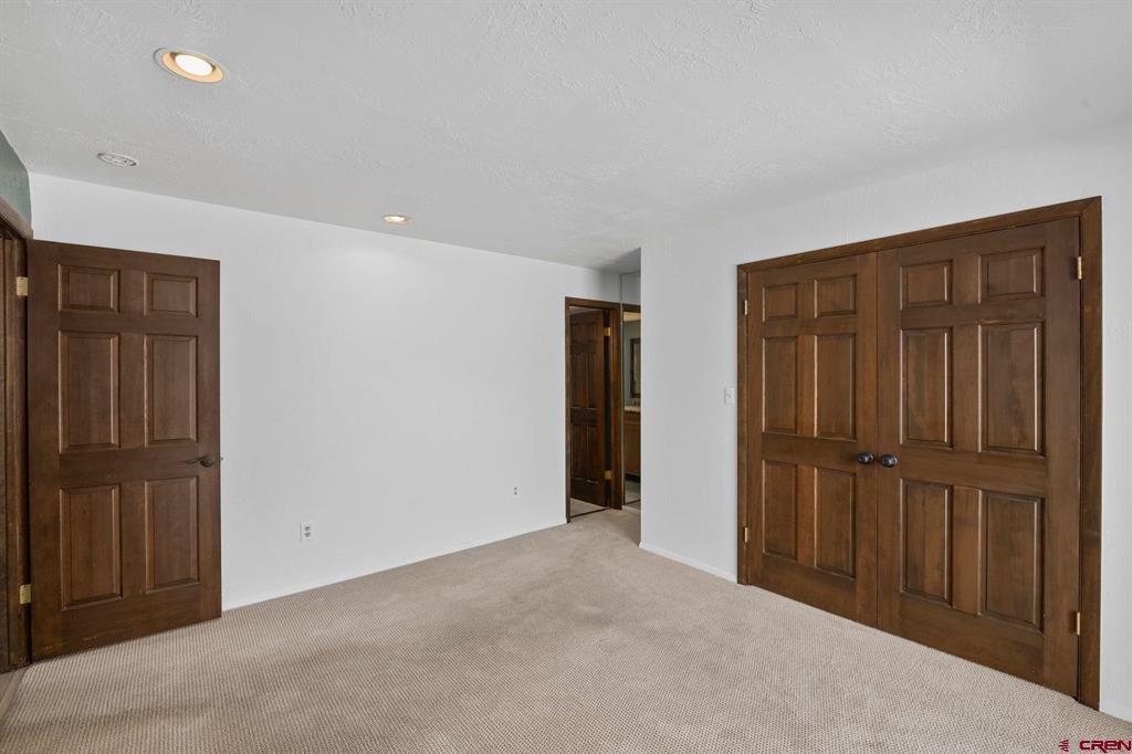 755 Gothic Road Unit: 11