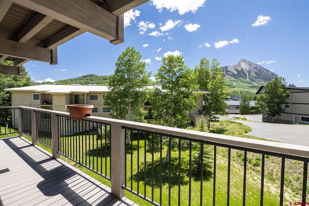 755 Gothic Road Unit: 11