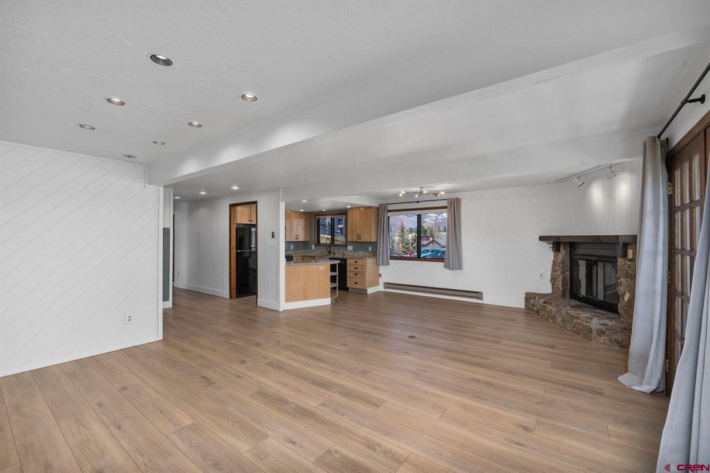 755 Gothic Road Unit: 11