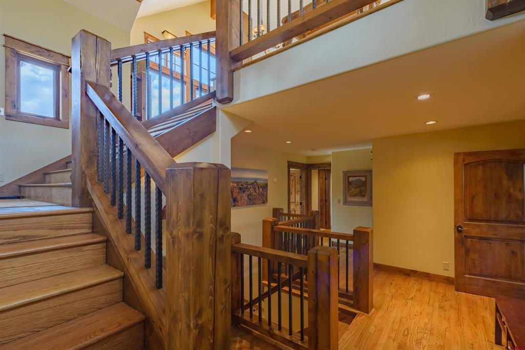 30 Summit Road
