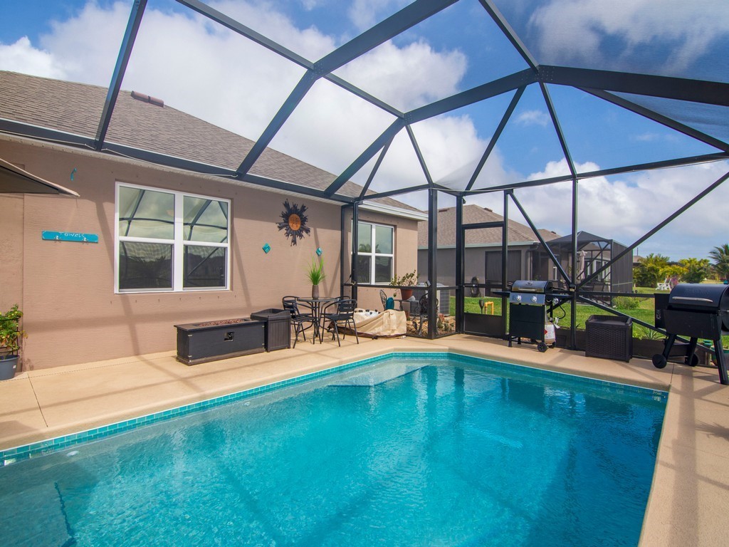 2765 Granville Manor SW