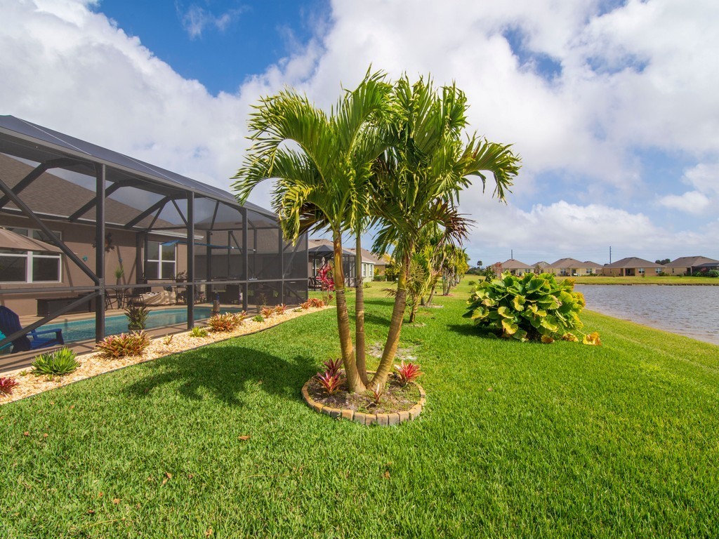 2765 Granville Manor SW