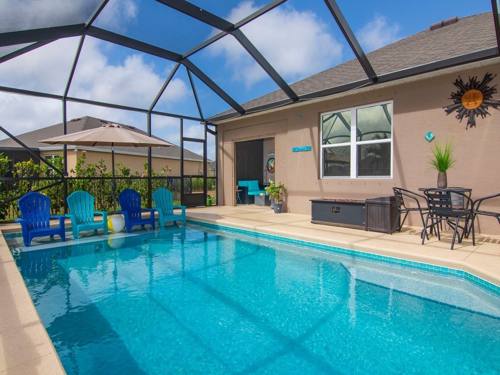2765 Granville Manor SW