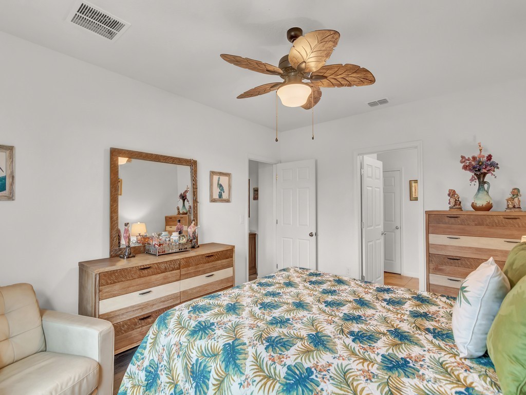 2765 Granville Manor SW