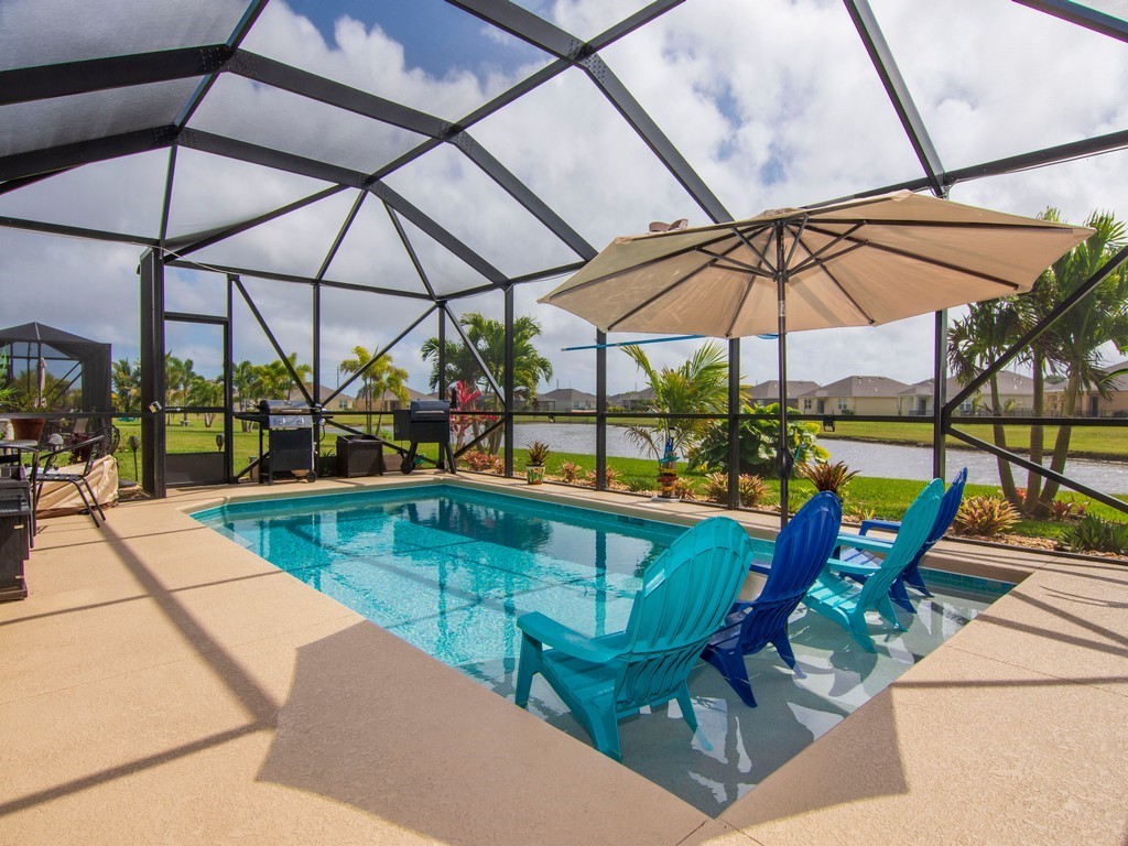 2765 Granville Manor SW