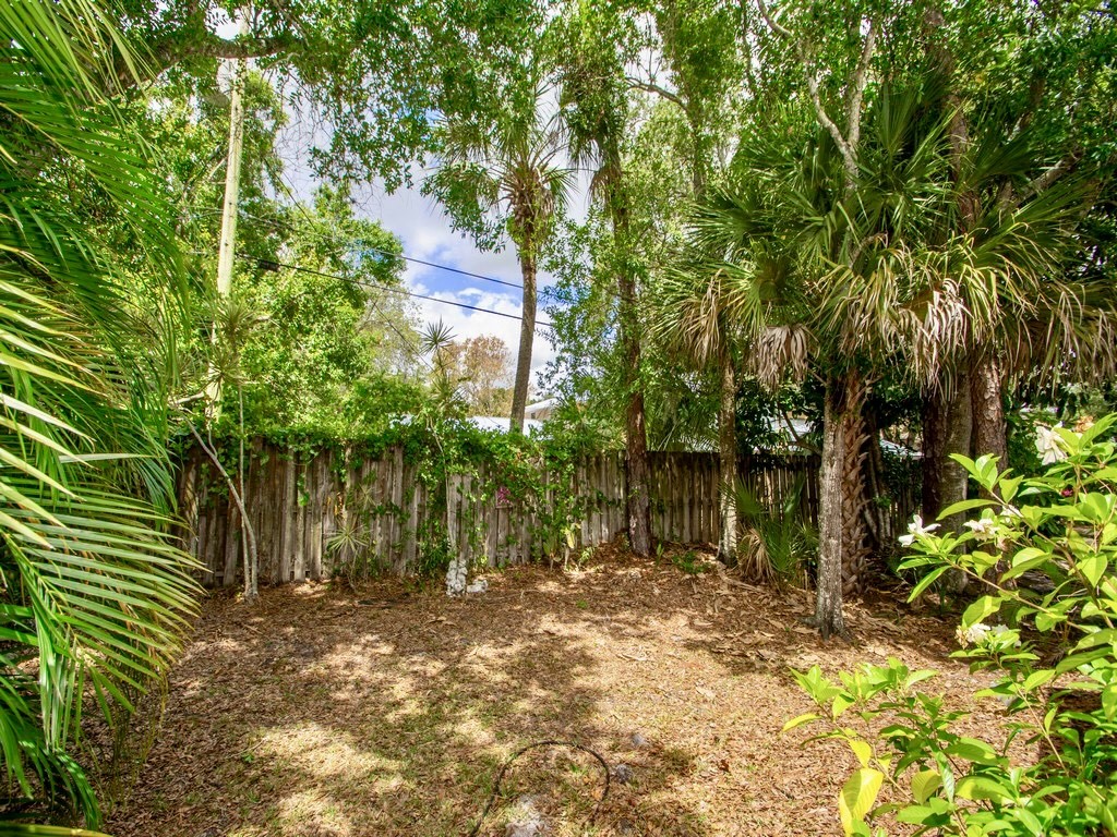 1855 Sixty Oaks Lane