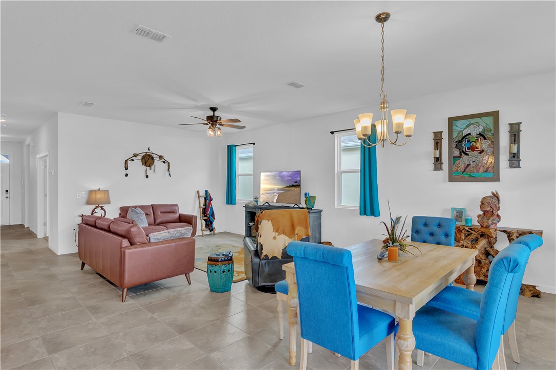 2584 Crowned Eagle Circle SW