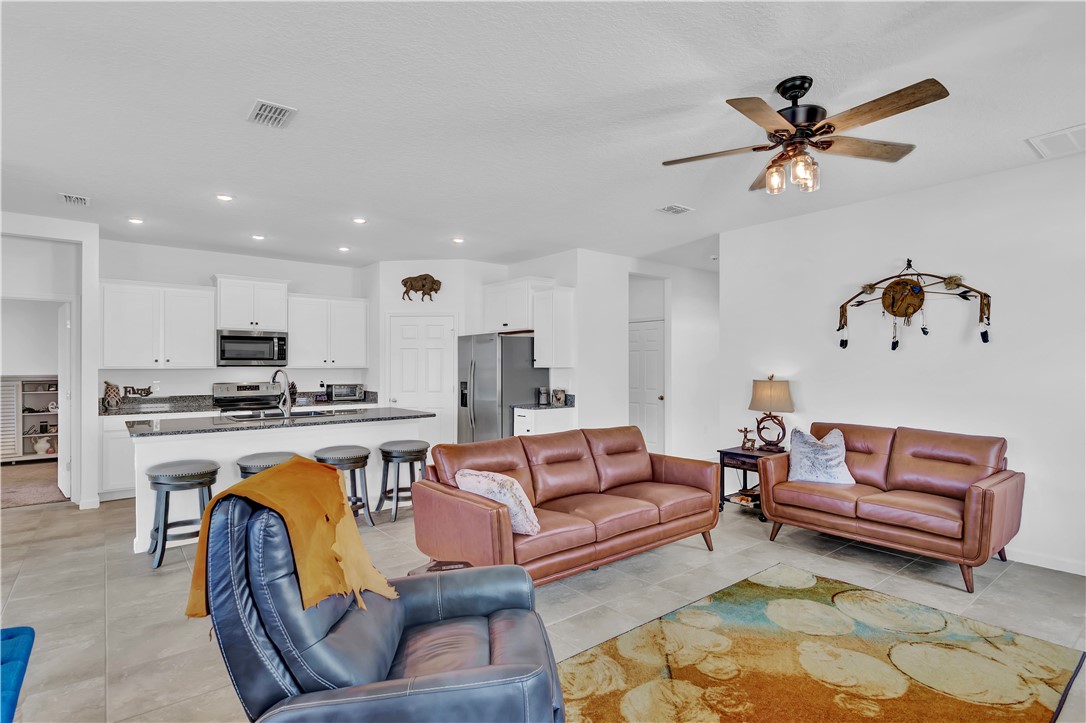 2584 Crowned Eagle Circle SW