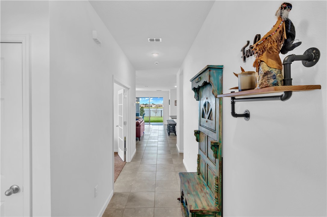 2584 Crowned Eagle Circle SW