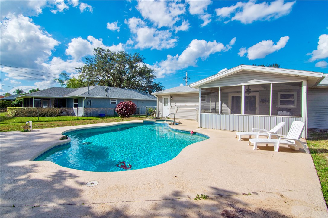 532 Rolling Hill Drive
