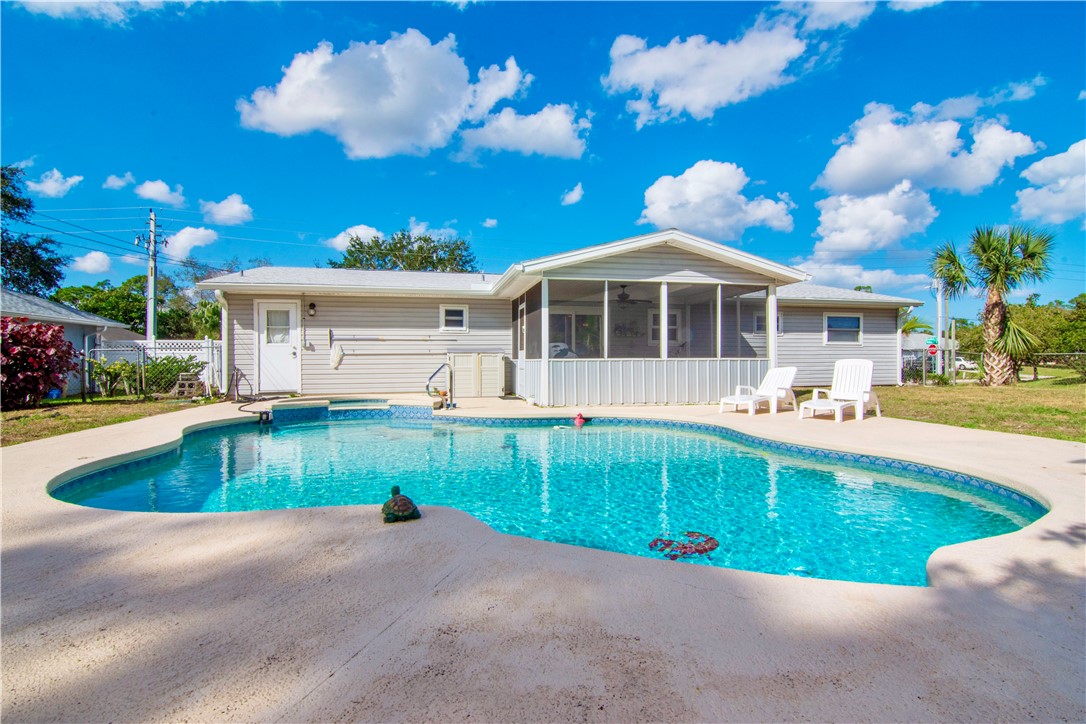 532 Rolling Hill Drive