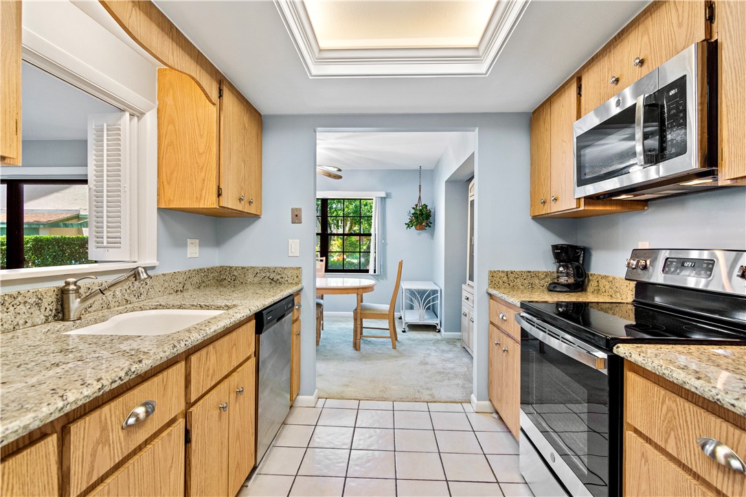 910 E Causeway Boulevard A3