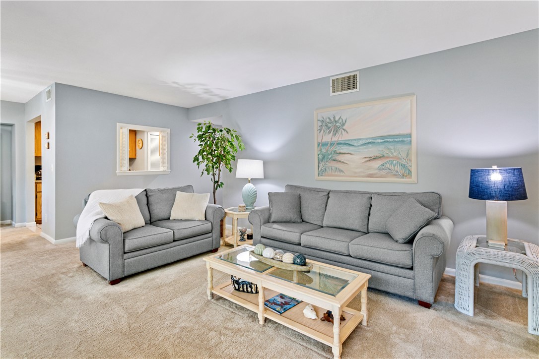 910 E Causeway Boulevard A3