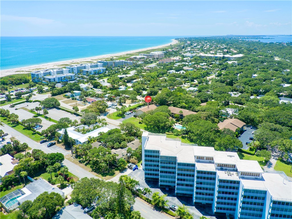 910 E Causeway Boulevard A3
