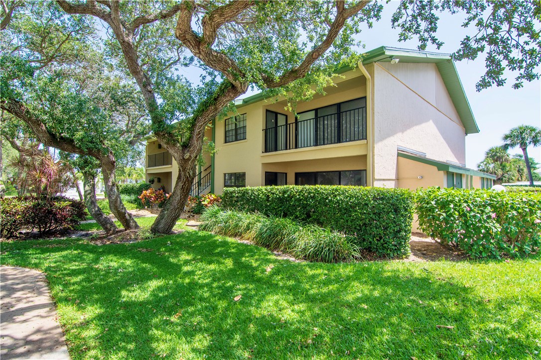 910 E Causeway Boulevard A3