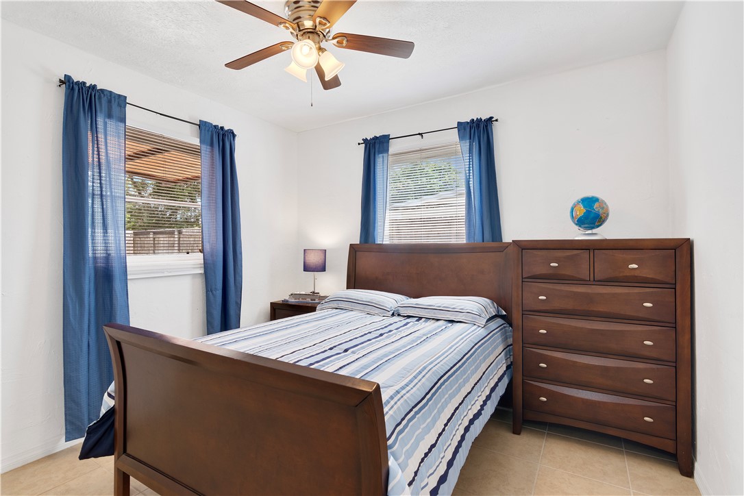 2564 3rd Street SW