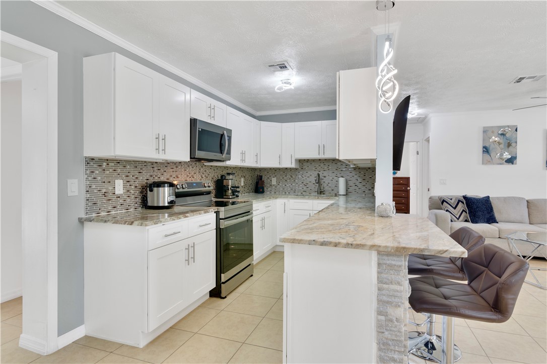 2564 3rd Street SW