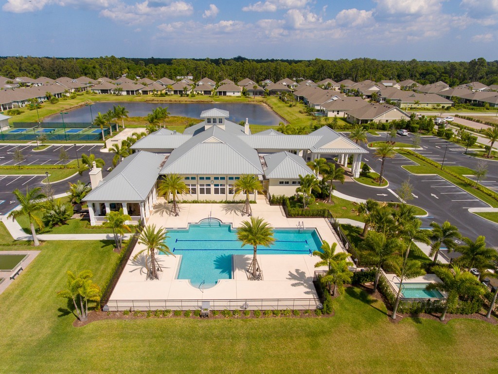5974 Long Leaf Lane
