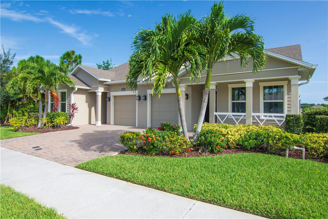 5974 Long Leaf Lane