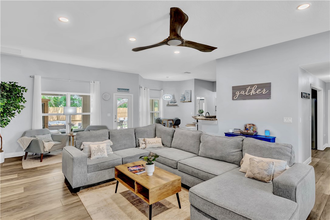 625 Roseland Road