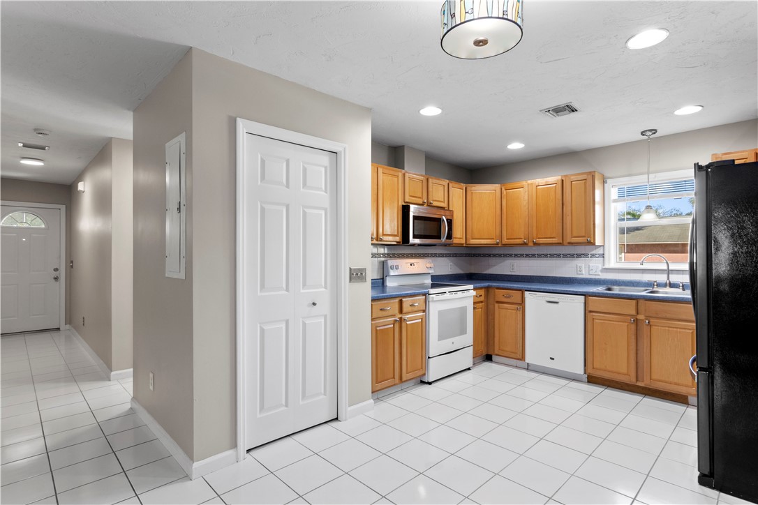 2380 84th Terrace
