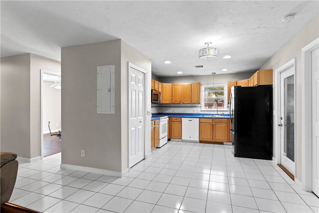 2380 84th Terrace