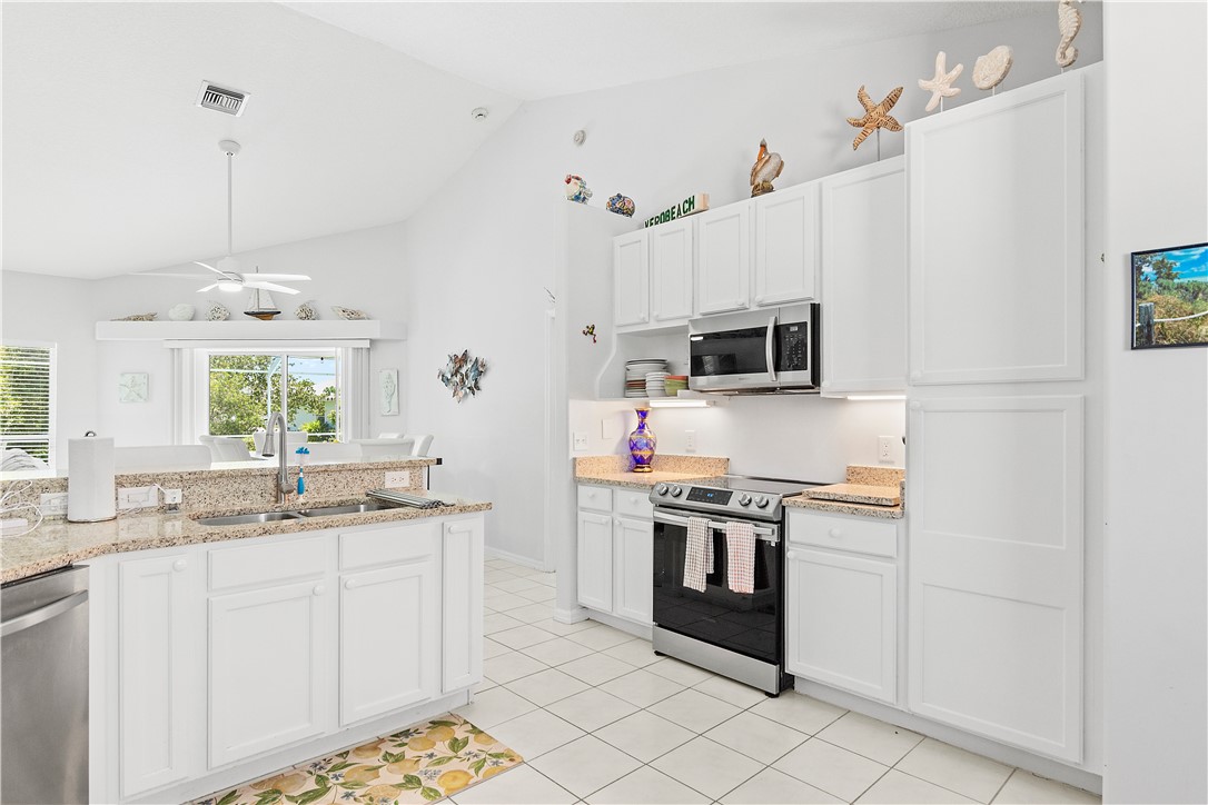 2016 16th Avenue SW