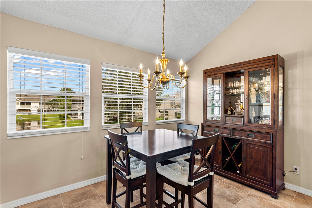 1965 Westminster Circle 3-6