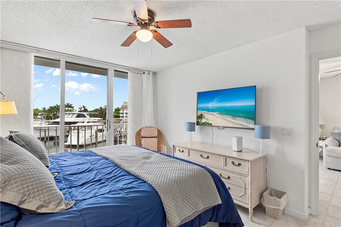 2140 Spyglass Lane 216