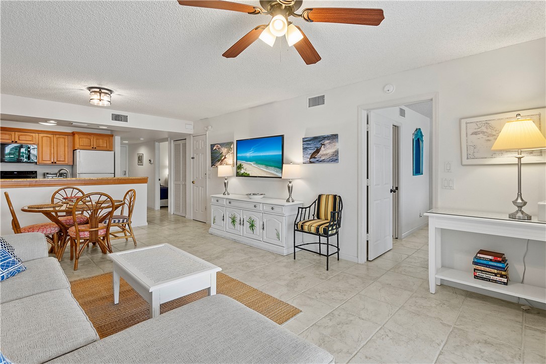 2140 Spyglass Lane 216