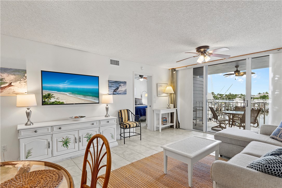 2140 Spyglass Lane 216