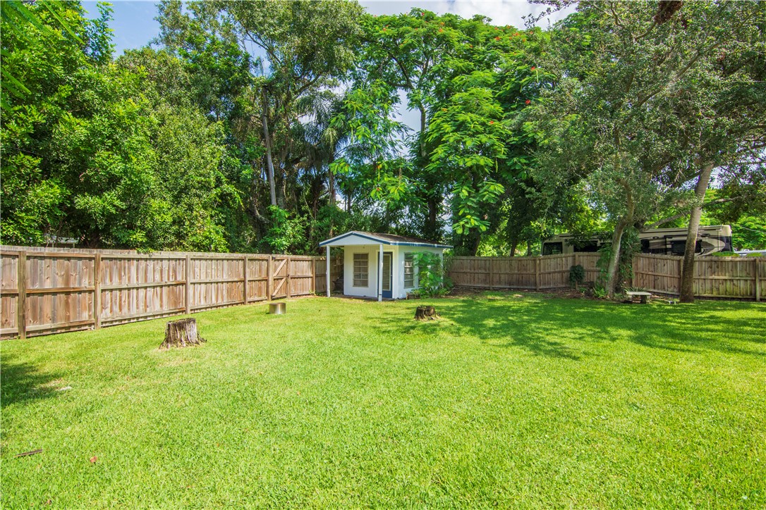 2025 Buena Vista Boulevard