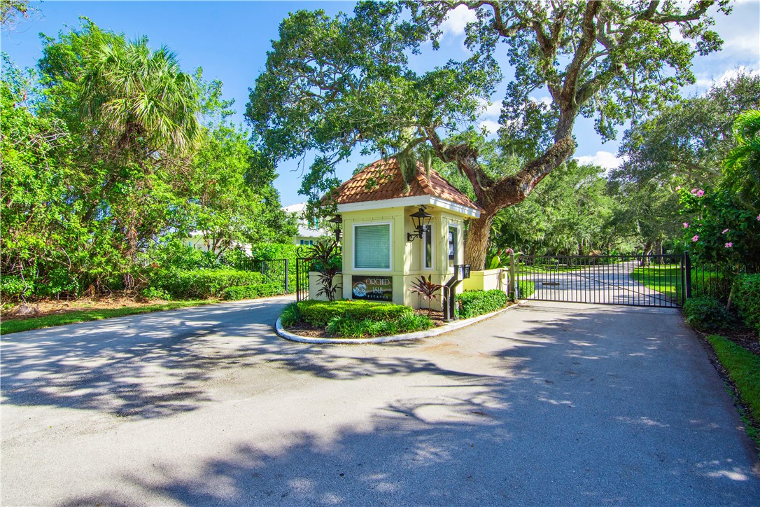 8640 Seacrest Drive