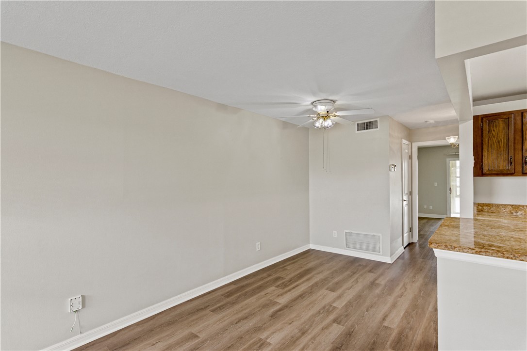 92 Spring Lake Drive 204
