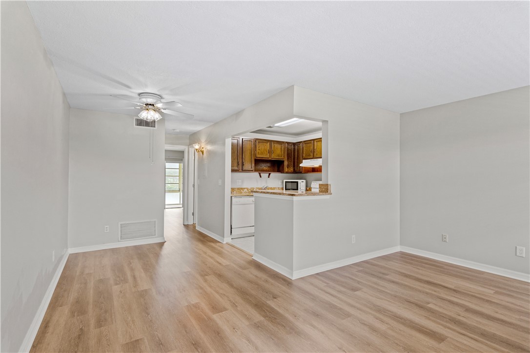 92 Spring Lake Drive 204