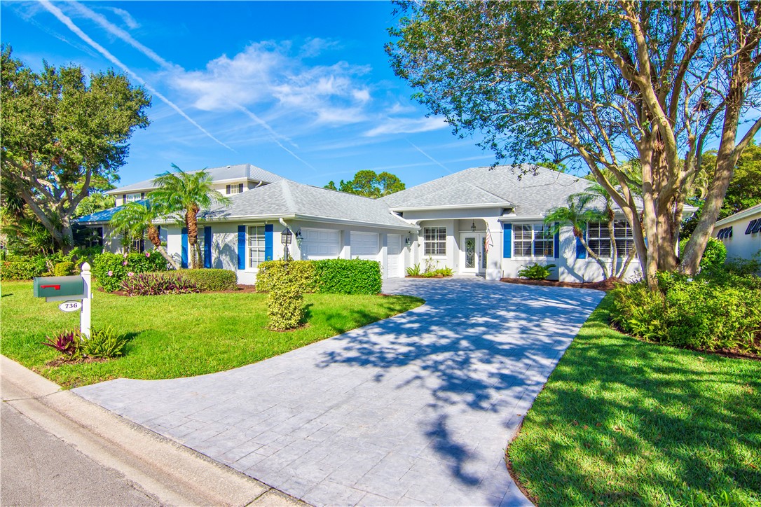 736 Hampton Woods Lane SW