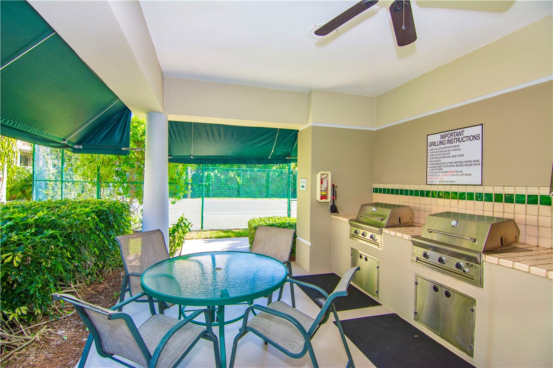 940 Turtle Cove Lane 114